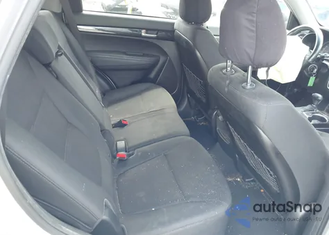 2014 Kia Sorento Lx V6 z USA, uszkodzony, nr VIN 5XYKT4A75EG512812